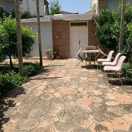 Villa Adam's